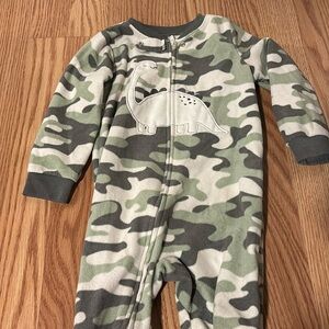 Carters 2T footie sleeper pajamas